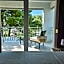 Apartment Mirna, 2-bedroom Apartment, Overlooking the Beach
