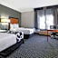 La Quinta Inn & Suites by Wyndham Dallas Arlington South