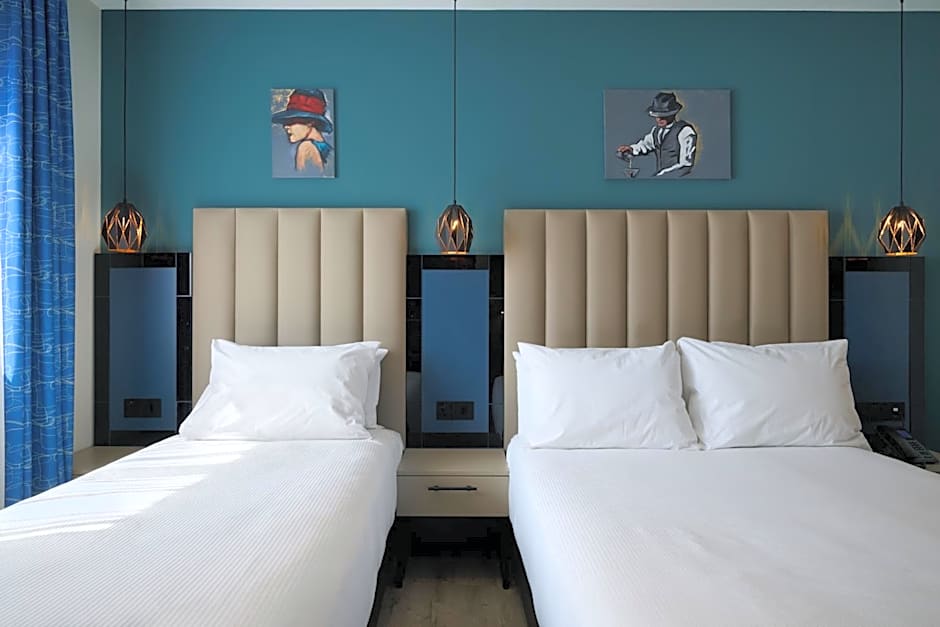 Spark by Hilton Luton