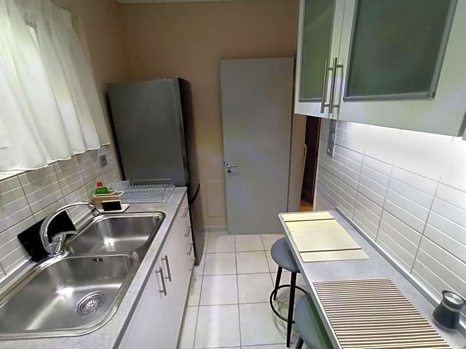 Kallaris Deluxe House