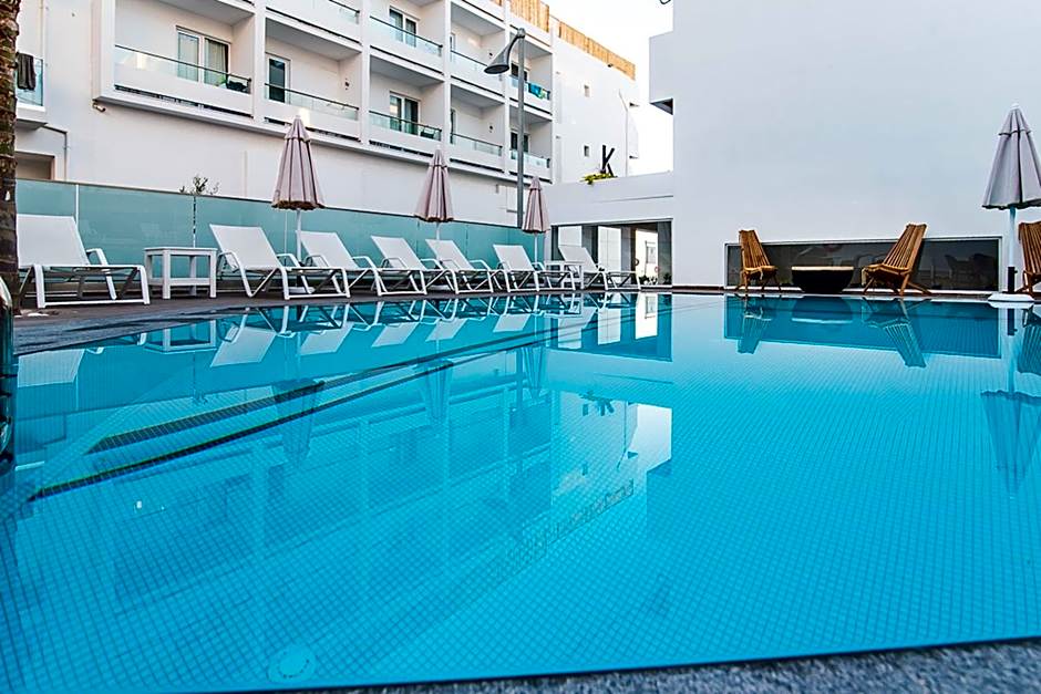 Kahlua Hotel & Suites