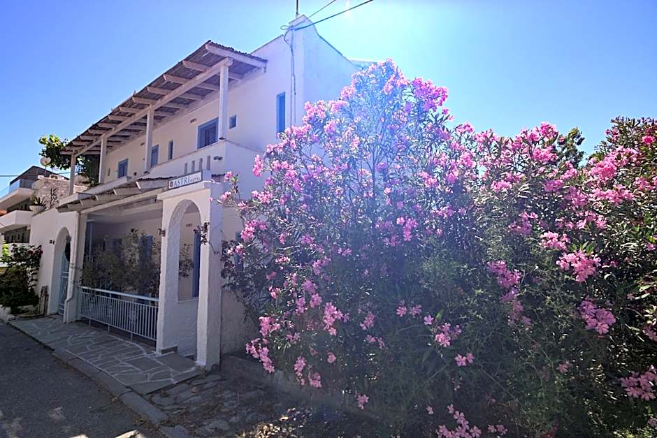 Astri Hotel