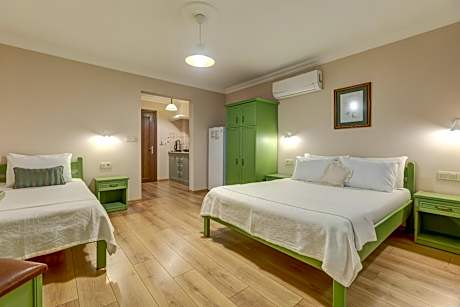 Superior Triple Room