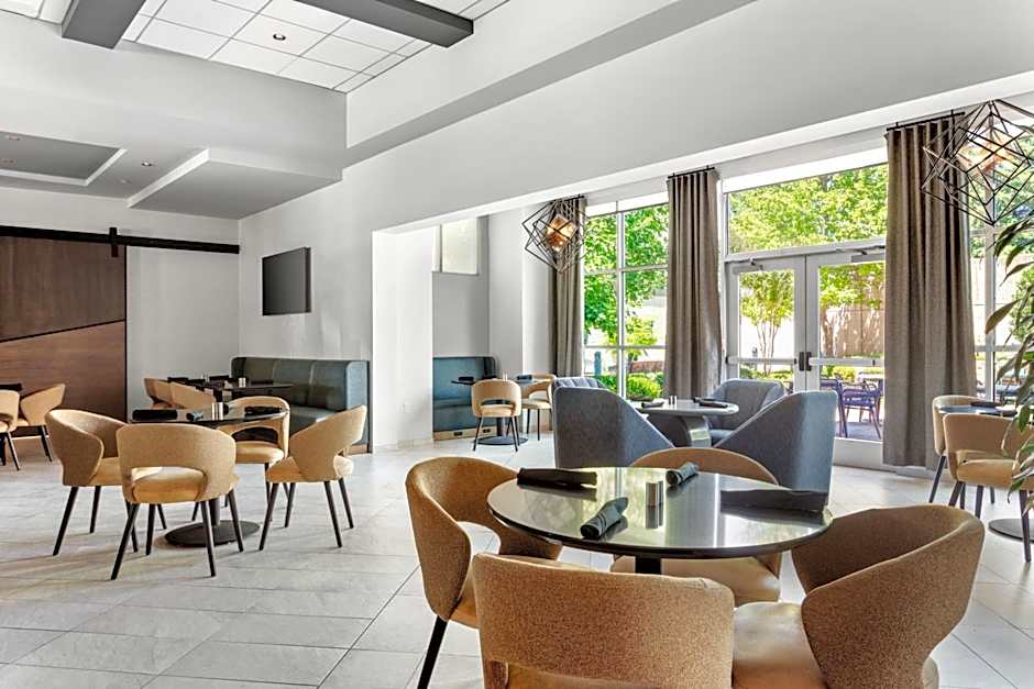 Delta Hotels by Marriott Midwest City at the Reed Conference Center