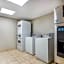 Holiday Inn Express & Suites Albany Airport - Wolf Road By IHG
