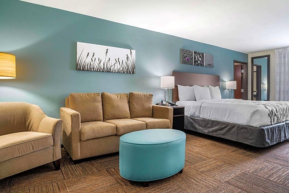 Sleep Inn & Suites