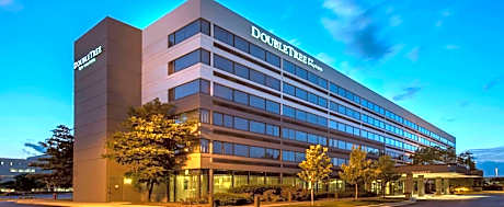 DoubleTree by Hilton Hotel Chicago - Schaumburg
