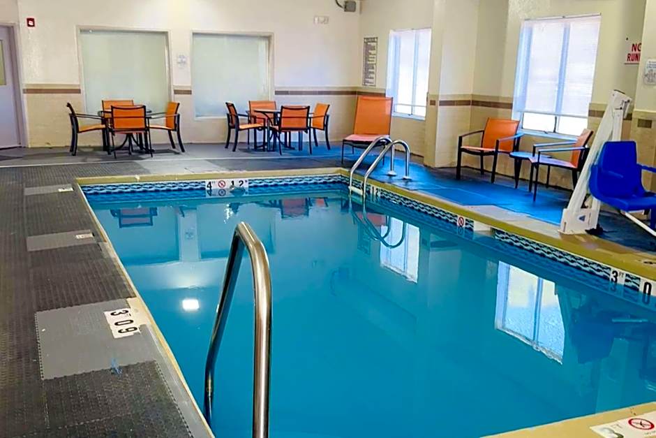 Clarion Pointe Albemarle