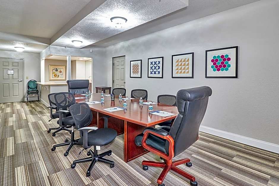 Holiday Inn Express Hotel & Suites Clearwater US 19 North By IHG