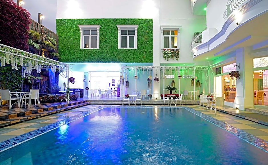 Sahira Butik Hotel Pakuan (Syariah Hotel)