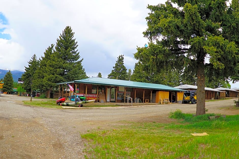 Eagle Nest Fly Shack & Lodge