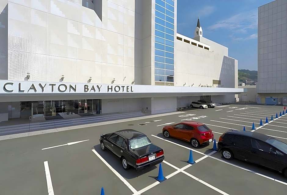 Clayton Bay Hotel