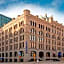 Hilton Garden Inn Milwaukee Downtown