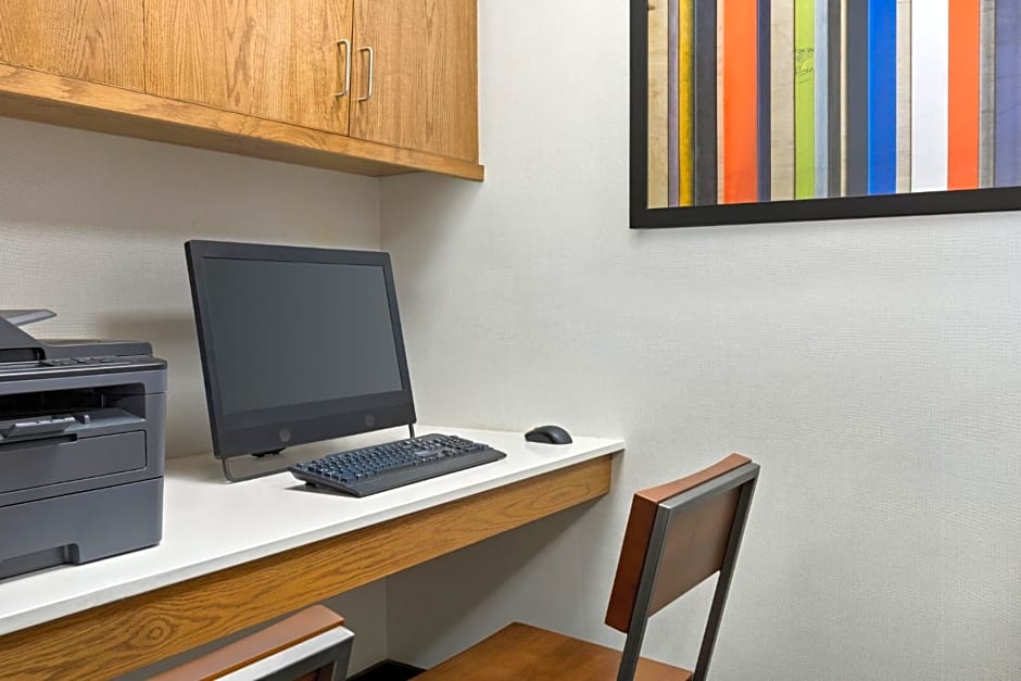 Holiday Inn Express & Suites Greenville-Downtown by IHG