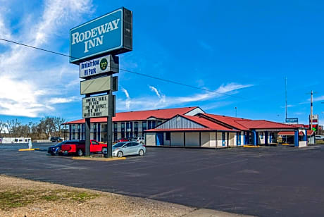Rodeway Inn Broken Bow-Hochatown