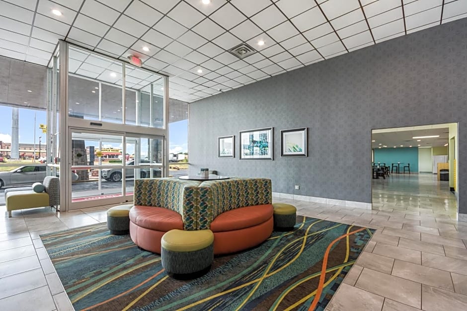 Days Inn by Wyndham Oklahoma City Bricktown