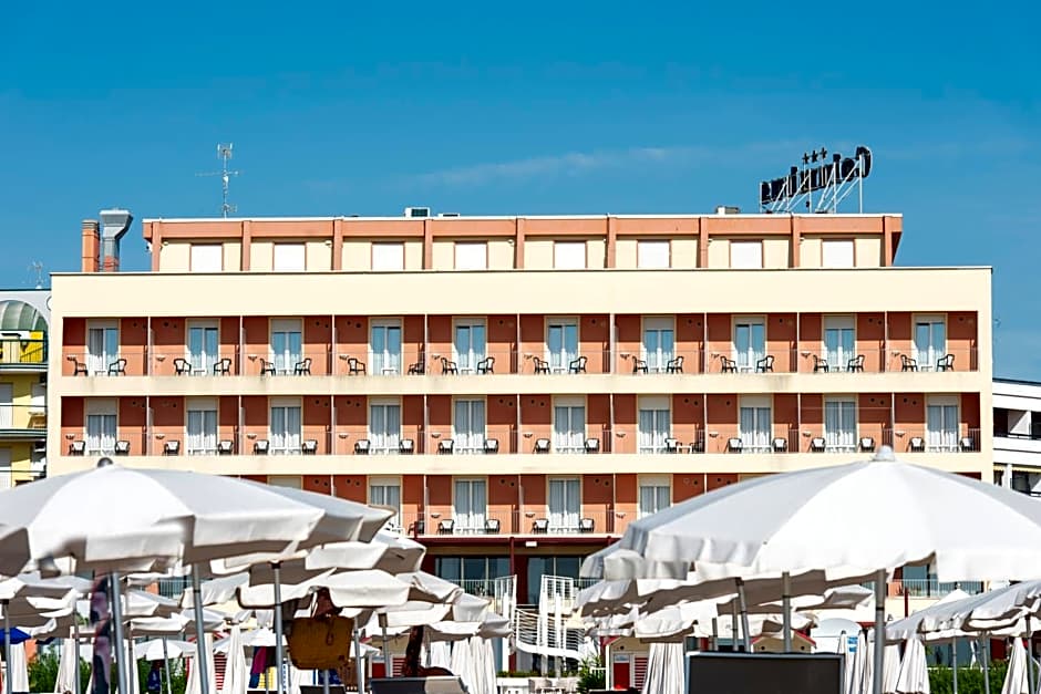 Hotel Columbus