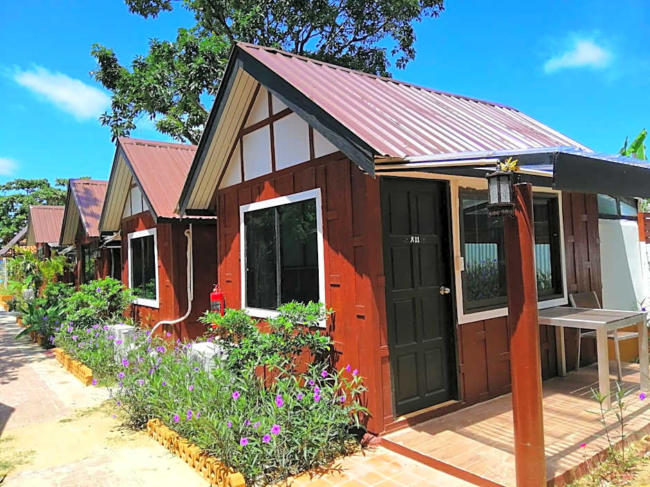 Phi Phi Long Beach Bungalow ( Had Yao)