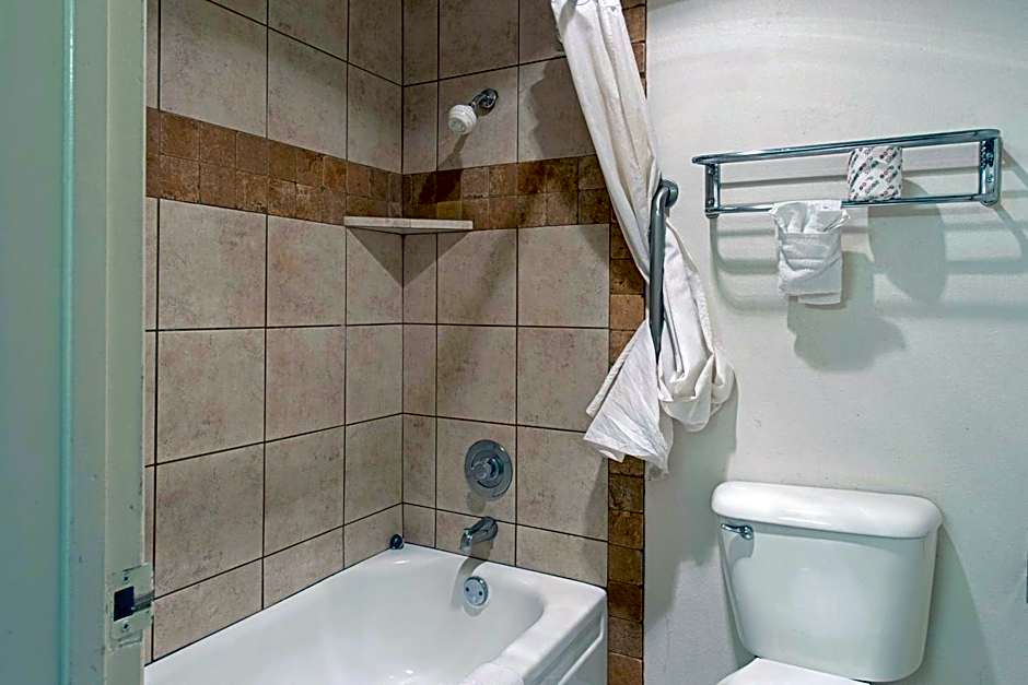 Motel 6 Pendleton, OR - West