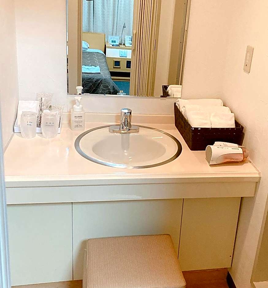 Hotel Shin Osaka / Vacation STAY 81530