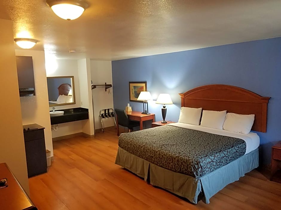 Days Inn by Wyndham Oklahoma City NW Expressway