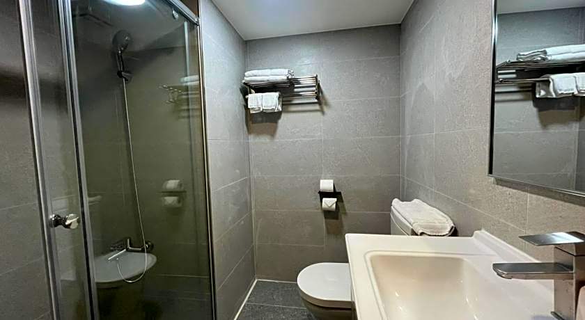 Yawan Hotel