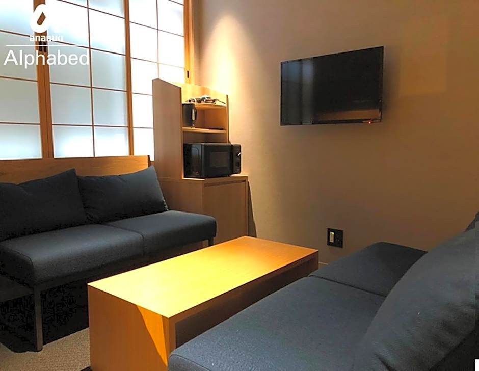 ALPHABED INN Takamatsuekimae