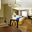 Holiday Inn Express & Suites Verona By IHG