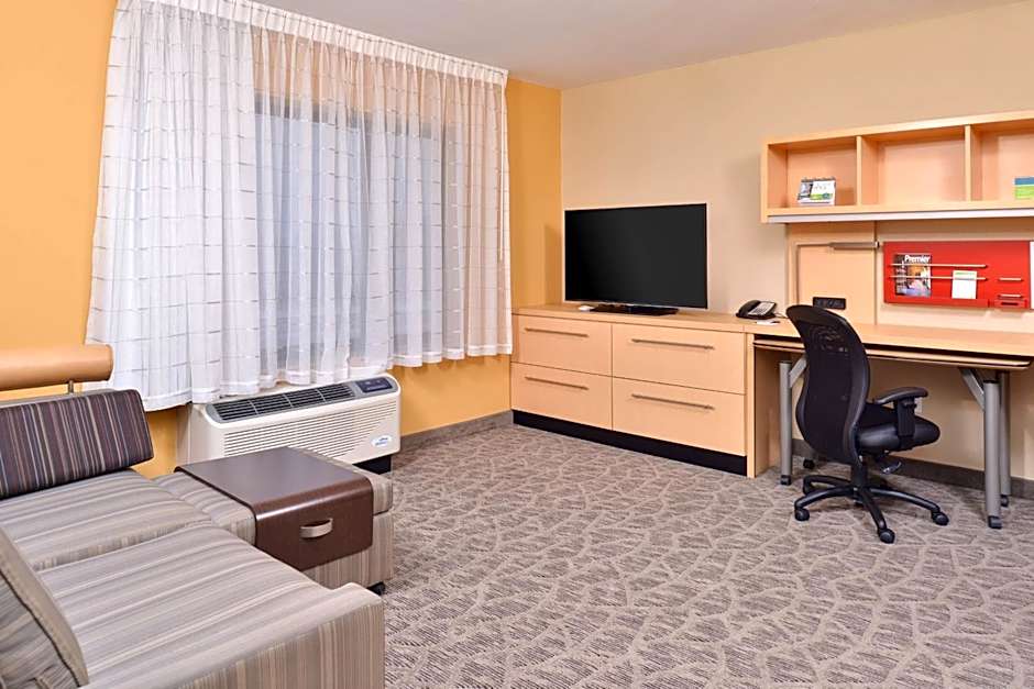 TownePlace Suites by Marriott Detroit Commerce