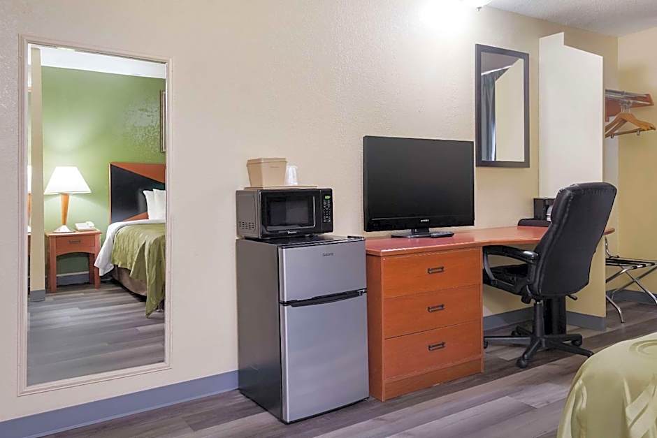 Quality Inn Baytown - Houston East