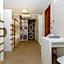 Hostel Dvor