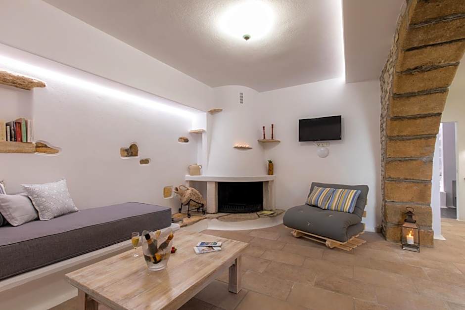 Arco Naxos Luxury Apartments