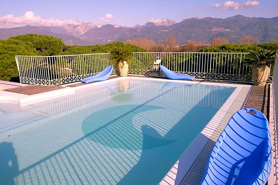 Verdeluna ApartHotel