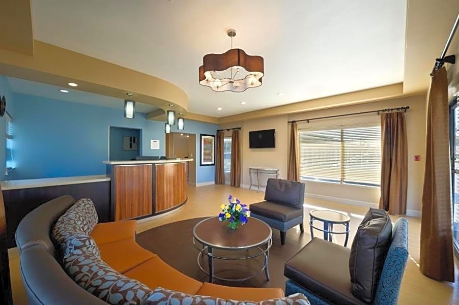 Travelodge by Wyndham Hinesville