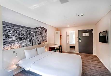 Quadruple Room - Disability Access