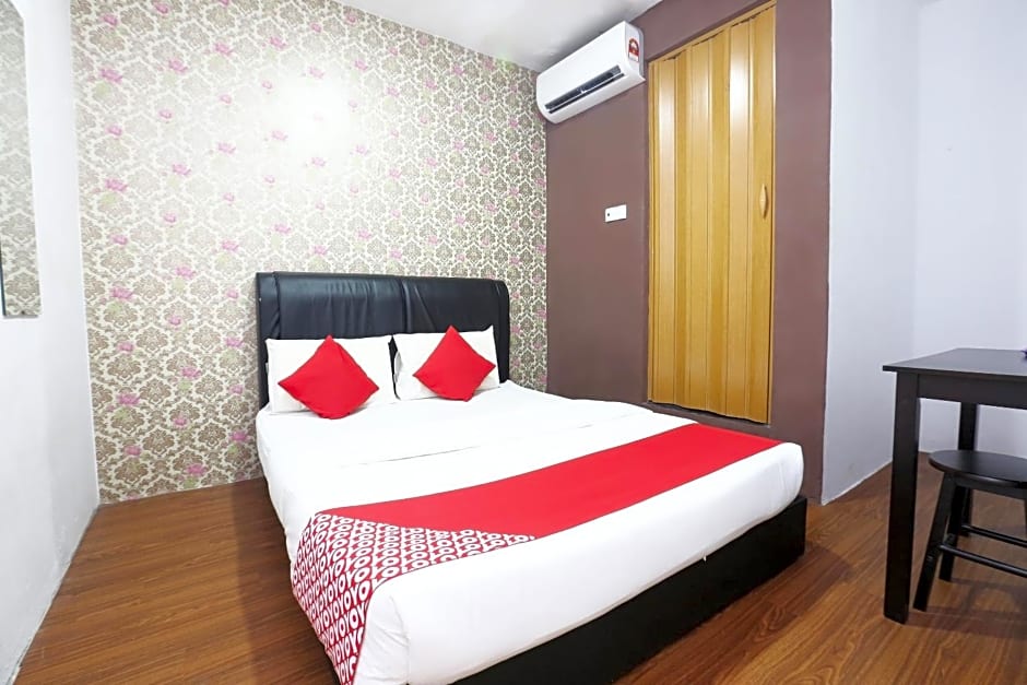 OYO 717 Mr J Hotel Wakaf Che Yeh 2
