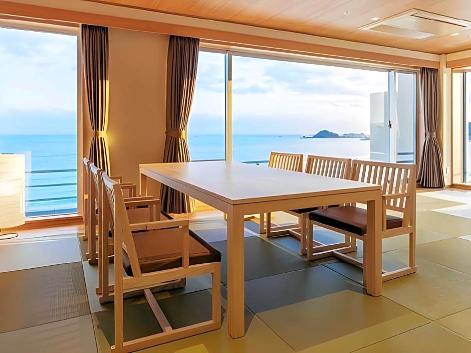 Kamogawa Grand Hotel