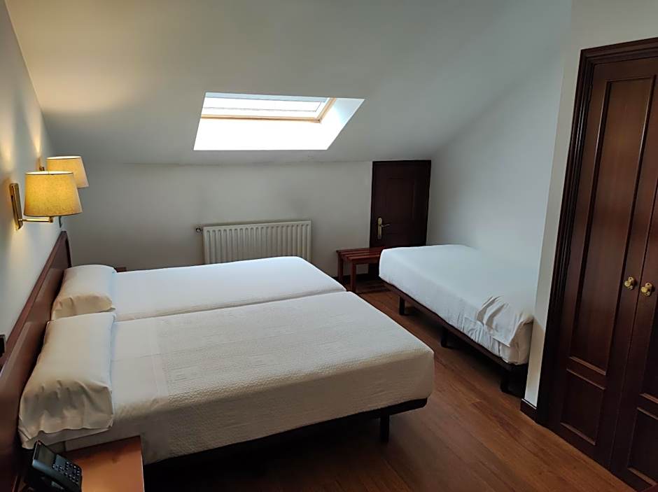 Hotel Compostela Vigo