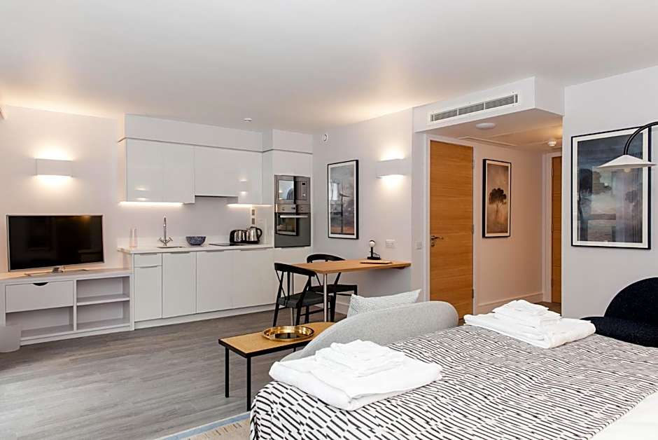 Rockwell East-Tower Bridge