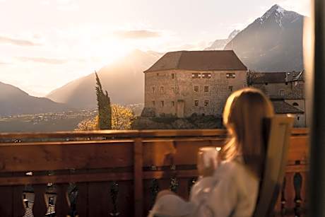 Deluxe Double Room with Castle View