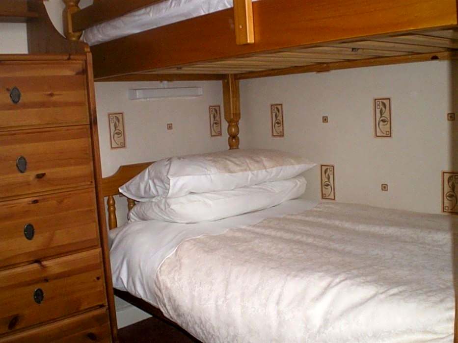 Barclay Court Guest House