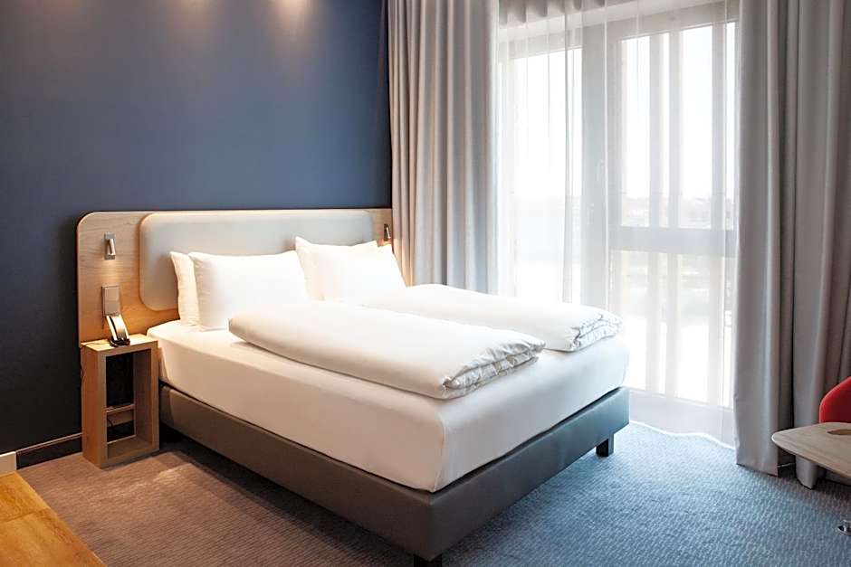 Holiday Inn Express And Suites Basel Allschwil By IHG