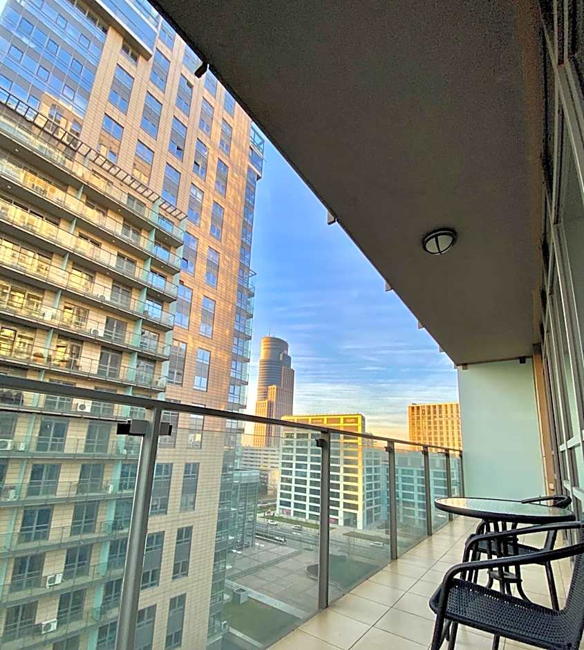 Platinum Towers Country 2 Country