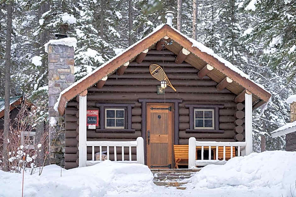 Storm Mountain Lodge & Cabins