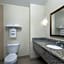 Crown Pointe Lodge; BW Signature Collection