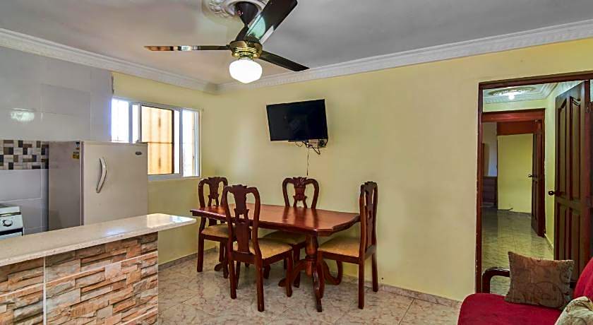 Tropical Island Apartahotel