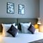Hotel Magenta 38 by Happyculture