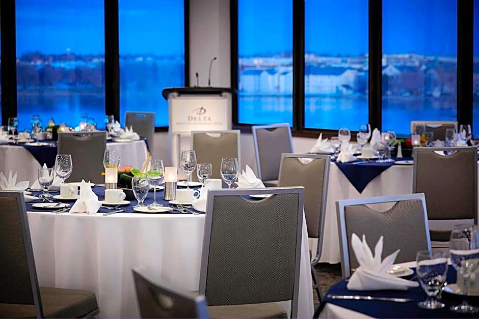Delta Hotels by Marriott Kingston Waterfront