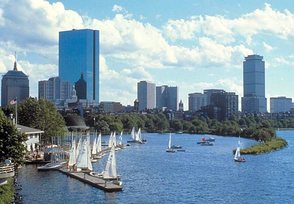 Holiday Inn Boston - Cambridge Area by IHG 