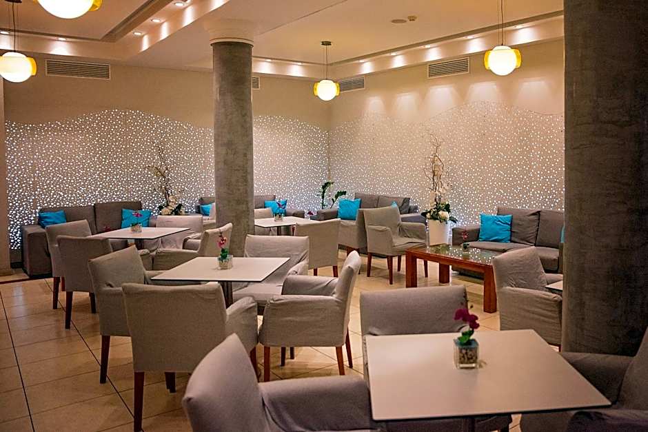 Pyramos Hotel